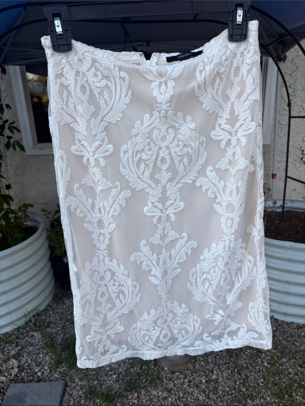 Forever 21 White Lace Stretch Pencil Skirt MIDI